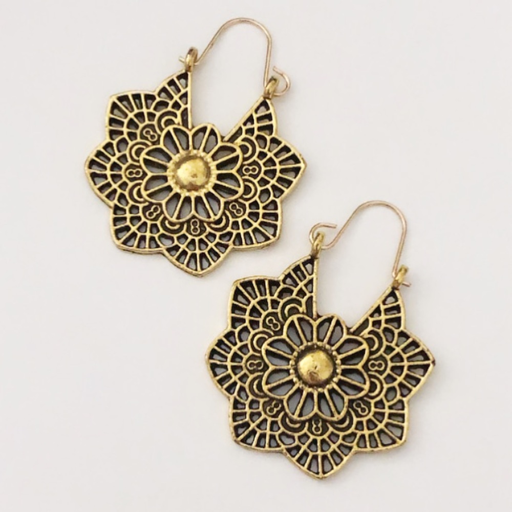 Floral Boho Chic etched hollow gold earrings filigree bohemian